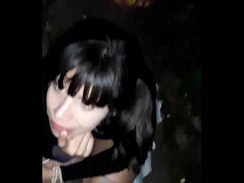 ❤️ บนถนนที่อวัยวะเพศบวมเพื่อแลกกับขนม โป๊ ที่ th.porngifer.ru ❌